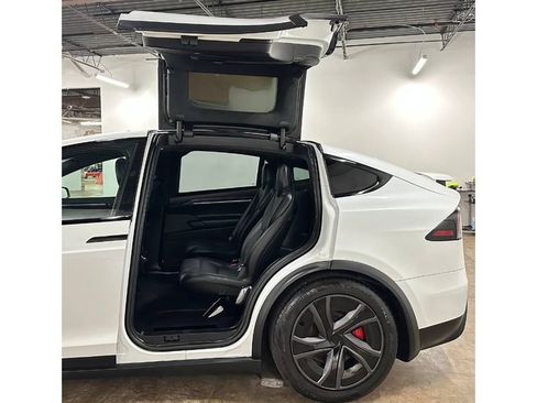 Used 2026 Tesla Model X Plaid AWD/4WD image 11