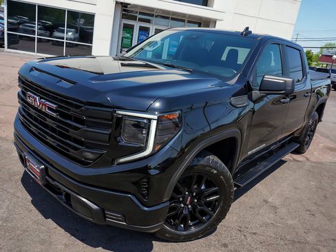 Used 2024 GMC Sierra 1500 Pro w/ Graphite Edition AWD/4WD image 44