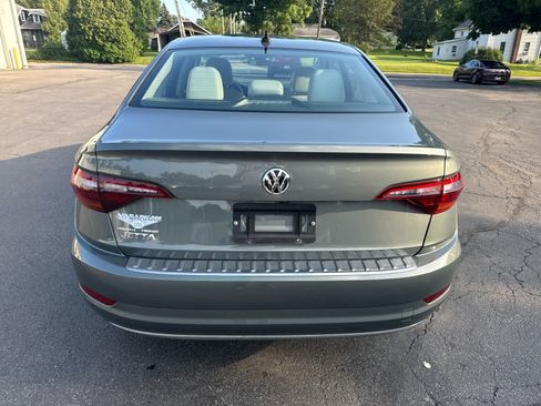 Used 2019 Volkswagen Jetta SEL FWD image 4