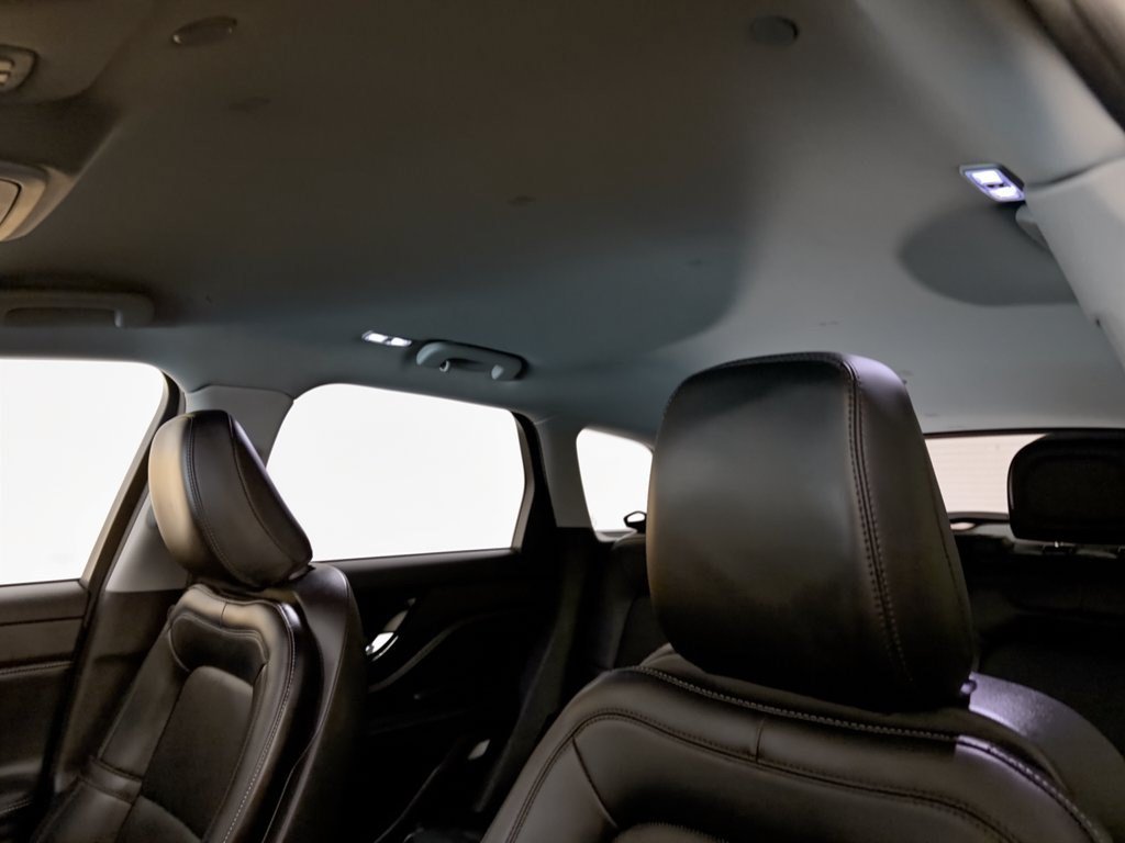 Used 2022 Lincoln Corsair AWD w/ Equipment Group 101A image 27