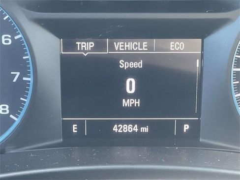 Used 2018 Chevrolet Equinox LT image 18