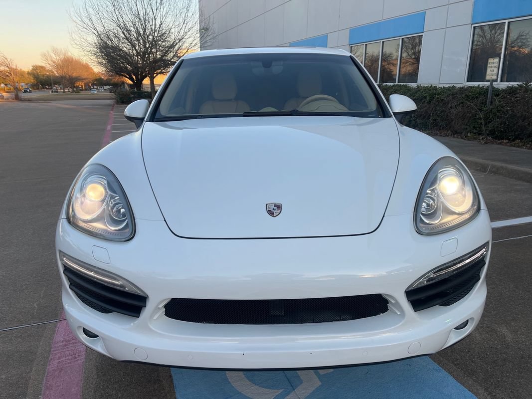 Used 2014 Porsche Cayenne S AWD/4WD image 3