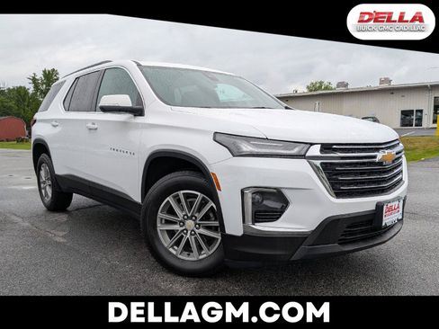 Used 2023 Chevrolet Traverse LT w/ LPO, Floor Liner Package AWD/4WD image 1