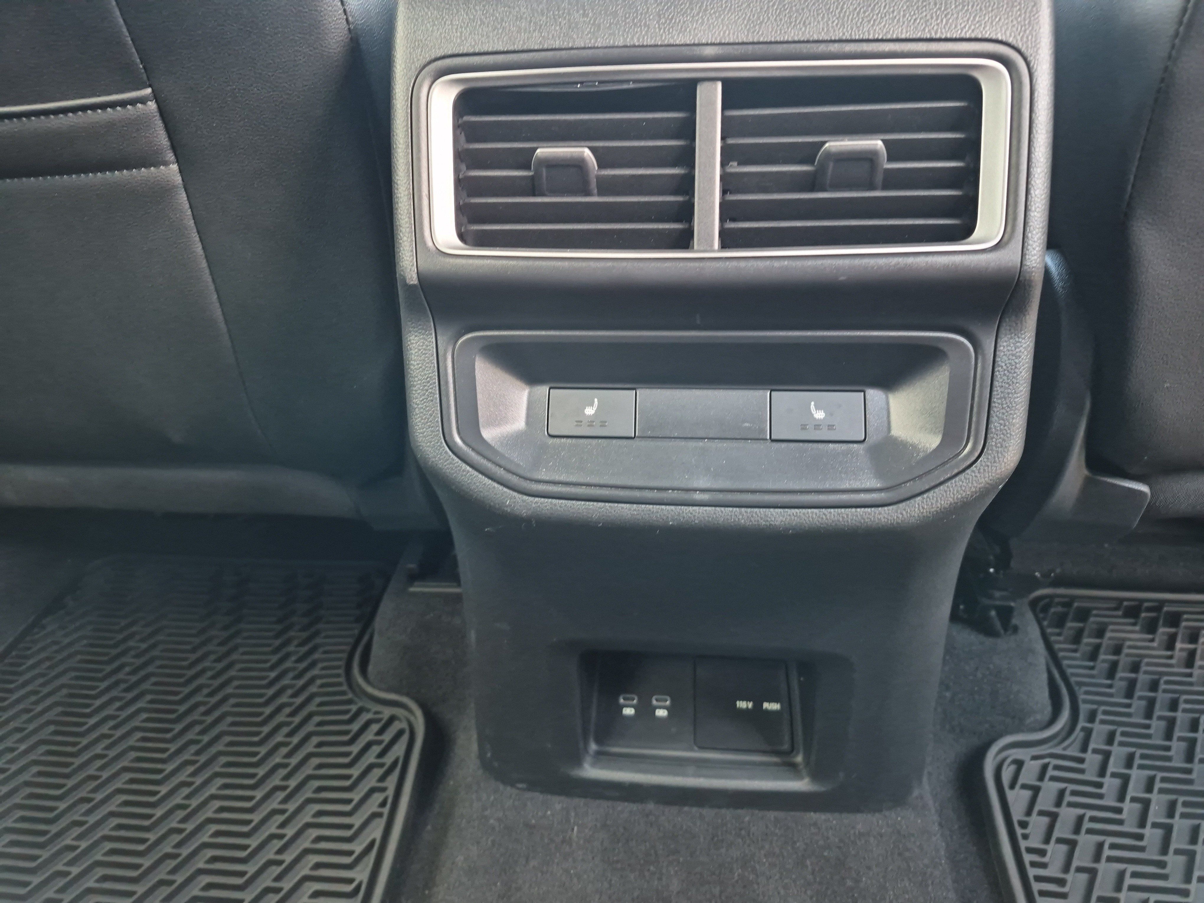 Used 2024 Volkswagen Atlas Cross Sport SEL AWD/4WD image 12