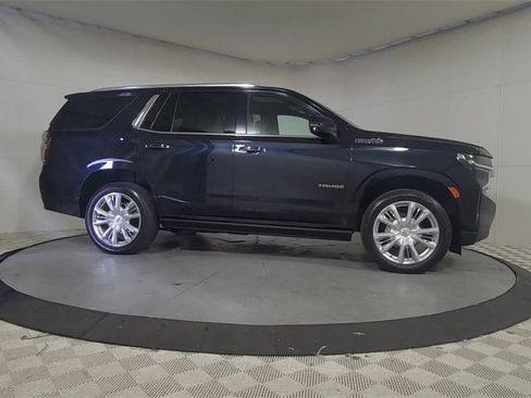 Used 2024 Chevrolet Tahoe High Country w/ Premium Package 2 image 8