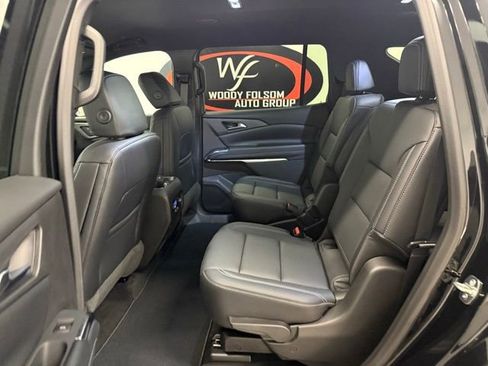 New 2026 Chevrolet Traverse LT w/ Driver Confidence Package FWD image 16