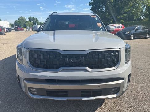Used 2023 Kia Telluride SX X-Line AWD/4WD image 2
