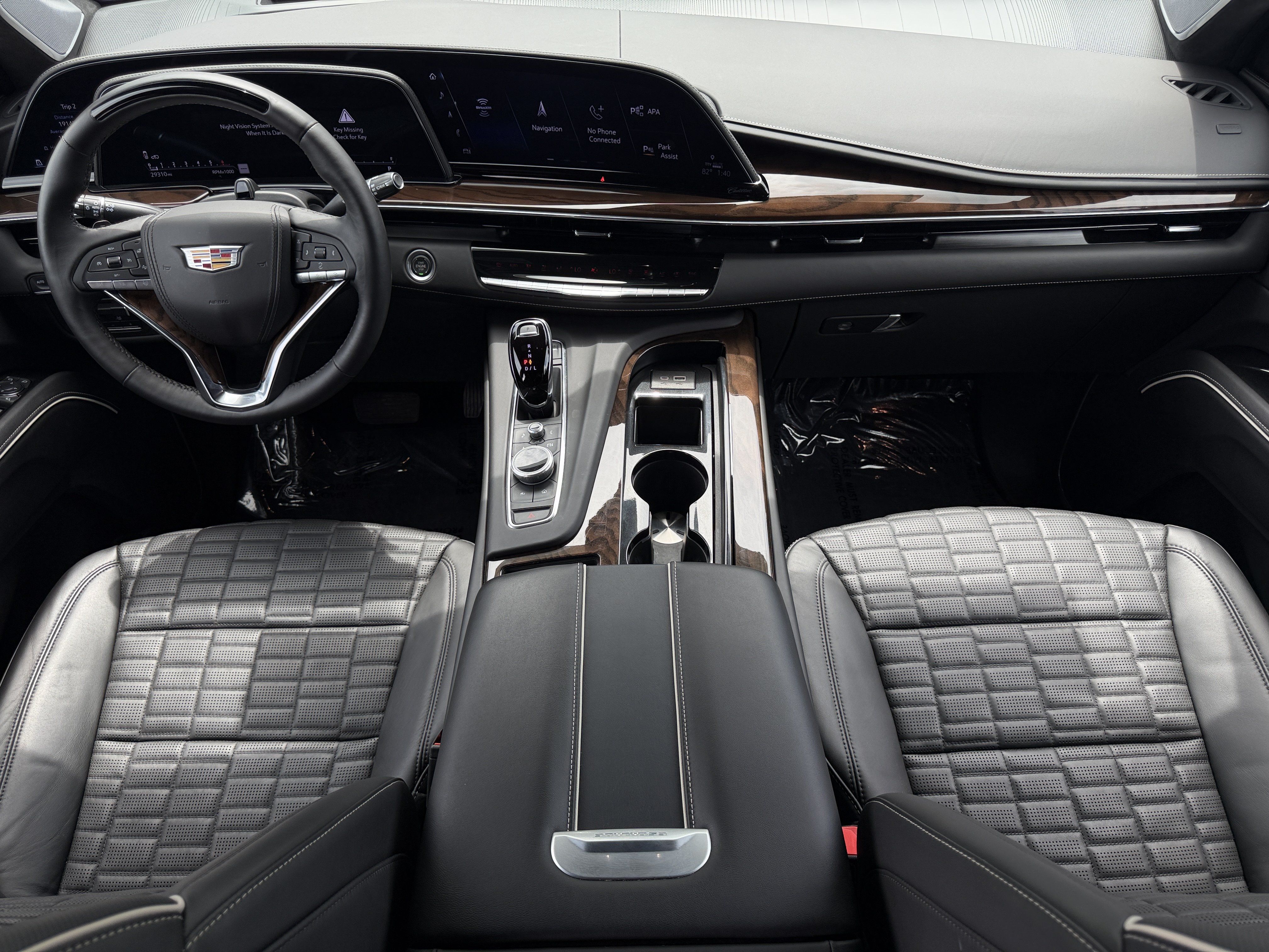 Certified 2024 Cadillac Escalade ESV Premium Luxury Platinum w/ LPO, Floor Liner Package AWD/4WD image 14