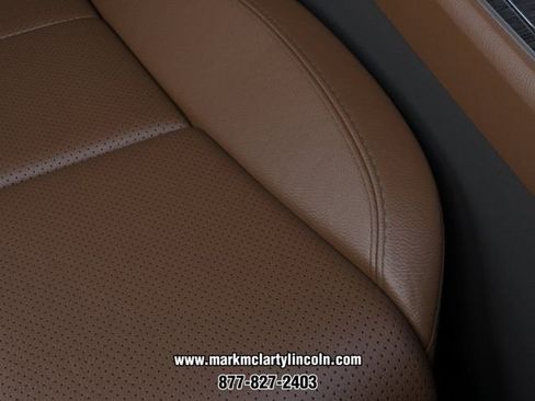 New 2026 Lincoln Aviator Reserve w/ Illumination Package AWD/4WD image 16