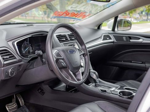 Used 2013 Ford Fusion Titanium w/ Titanium Driver Assist Pkg image 22