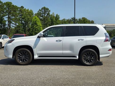 Used 2020 Lexus GX 460 Premium w/ Premium Package AWD/4WD image 2