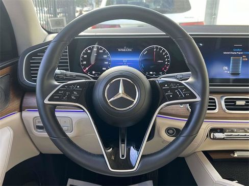 Certified 2024 Mercedes-Benz GLE 450e 4MATIC image 12