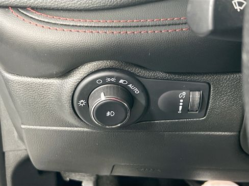 Used 2023 Dodge Durango R/T AWD/4WD image 10