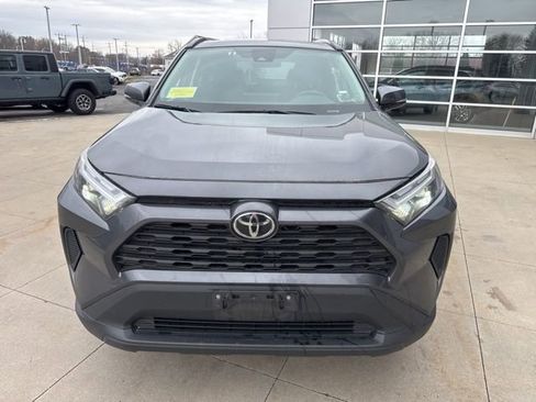 Used 2025 Toyota RAV4 XLE image 2