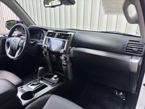 Used 2021 Toyota 4Runner SR5 Premium w/ Moonroof Package AWD/4WD image 14