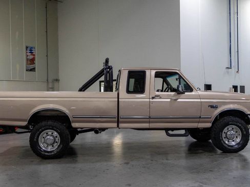 Used 1997 Ford F250 2WD SuperCab Heavy Duty image 8