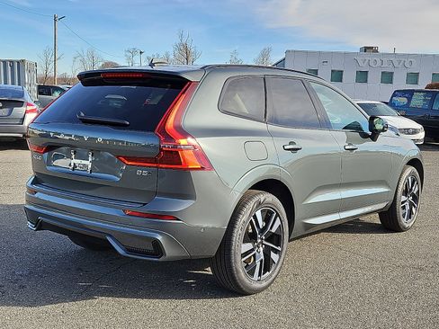 New 2026 Volvo XC60 B5 Plus w/ Protection Package Premier image 6