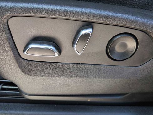 Used 2023 GMC Sierra 1500 Denali image 15