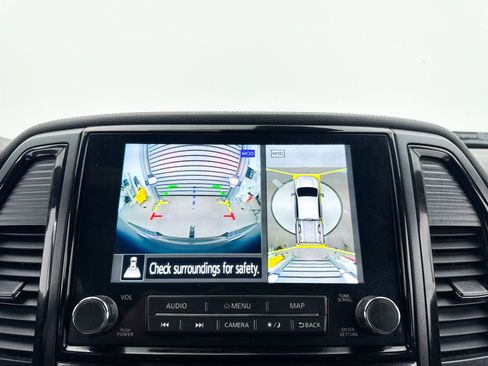 Used 2020 Nissan Titan PRO-4X w/ Pro-4x Convenience Package image 10