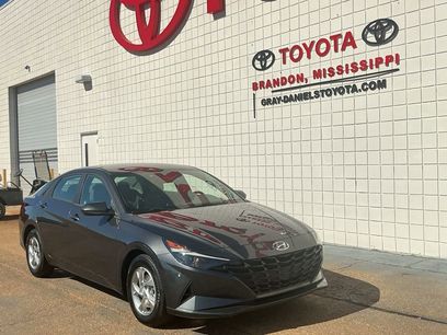 Used 2021 Hyundai Elantra SE