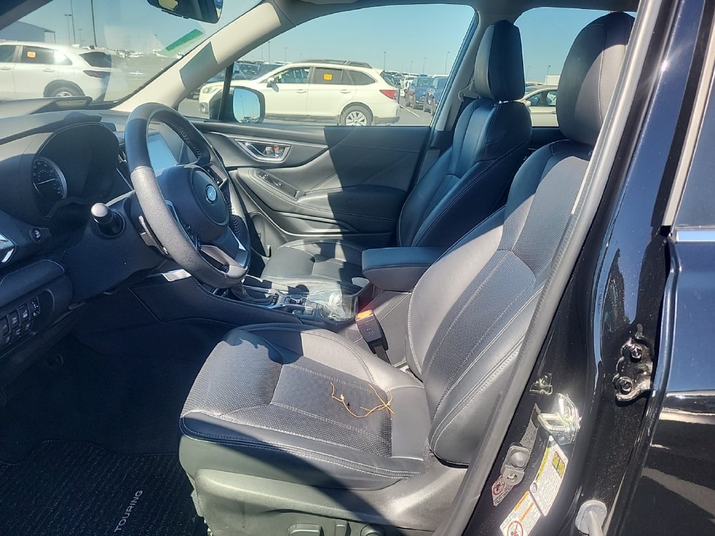 Used 2019 Subaru Forester Touring AWD/4WD image 3