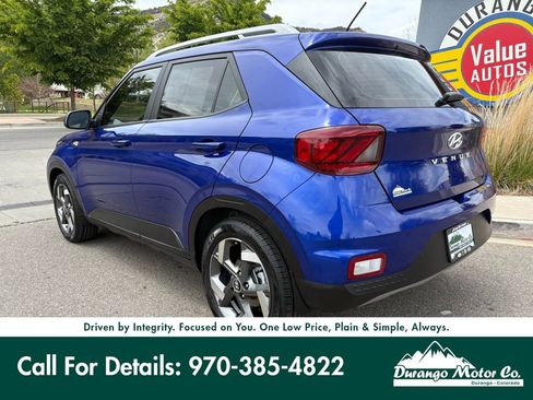 Used 2024 Hyundai Venue Limited FWD image 5