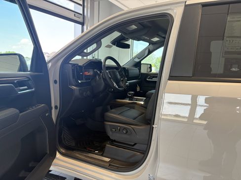 New 2026 Chevrolet Silverado 1500 RST w/ RST All Star Premium Package AWD/4WD image 10