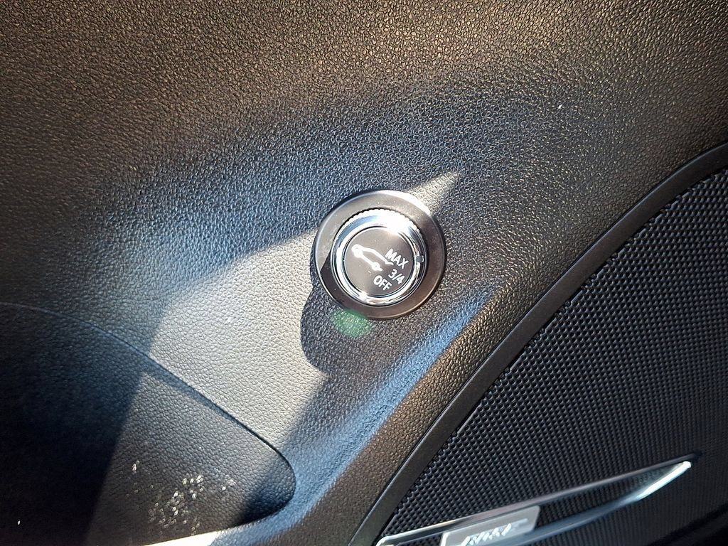 Certified 2023 Buick Envision Avenir AWD/4WD image 26