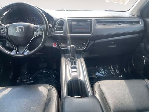 Used 2018 Honda HR-V EX-L image 10