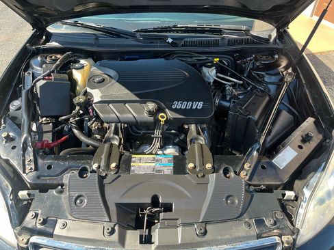 Used 2009 Chevrolet Impala LT FWD image 9