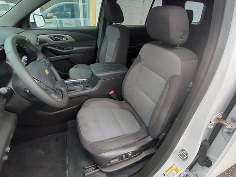 Certified 2023 Chevrolet Traverse LT image 18