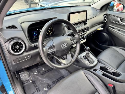 Used 2022 Hyundai Kona Limited image 11