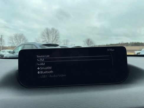 Used 2025 MAZDA CX-50 AWD 2.5 S w/ Premium Package image 17