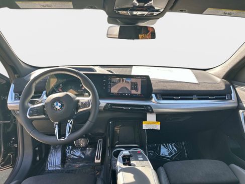 New 2026 BMW X2 xDrive28i w/ Technology Package AWD/4WD image 16