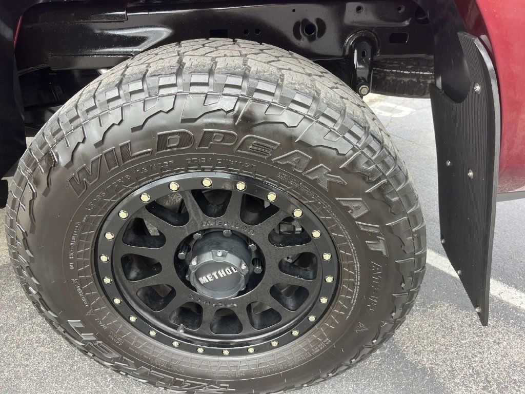 Used 2020 RAM 2500 Laramie w/ Night Edition AWD/4WD image 13