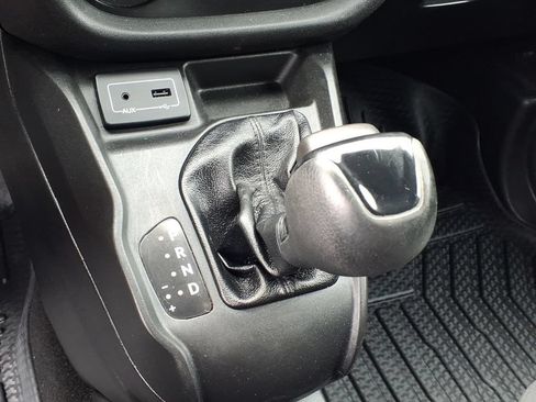Used 2020 RAM ProMaster City Tradesman FWD image 9