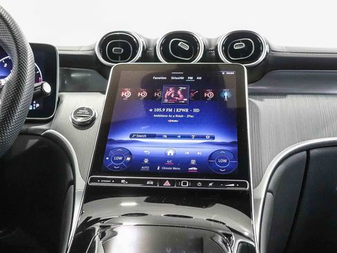 Certified 2024 Mercedes-Benz GLC 300 image 13