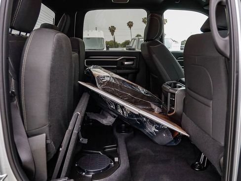 New 2026 RAM 3500 Big Horn AWD/4WD image 19