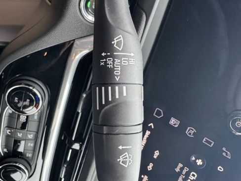 Used 2024 Buick Envista Sport Touring w/ Convenience I Package image 16