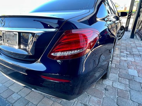 Used 2019 Mercedes-Benz E 300 image 23