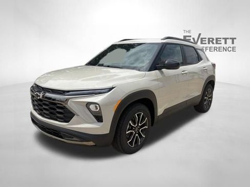 New 2026 Chevrolet TrailBlazer ACTIV w/ Convenience Package FWD image 3