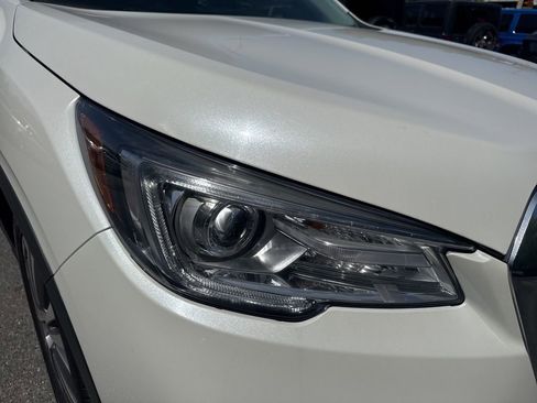 Used 2022 Subaru Ascent Limited w/ Technology Package image 7