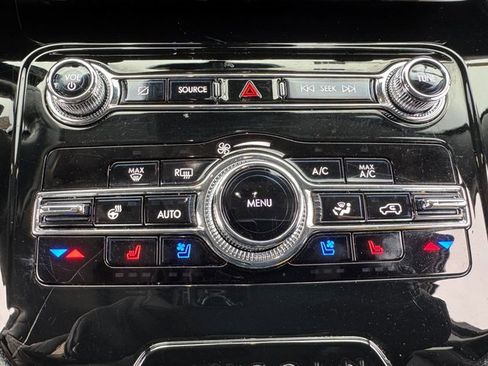 Used 2022 Lincoln Corsair Reserve w/ Equipment Group 201A image 27