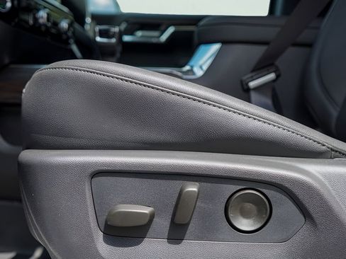 New 2026 GMC Sierra 1500 SLT RWD image 18