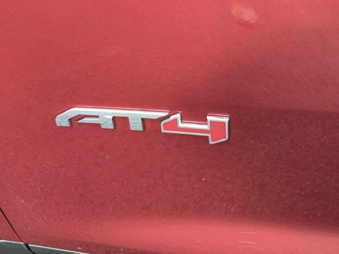 New 2026 GMC Acadia AT4 AWD/4WD image 38