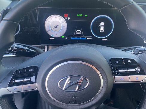 Used 2023 Hyundai Elantra Limited w/ Cargo Package image 8