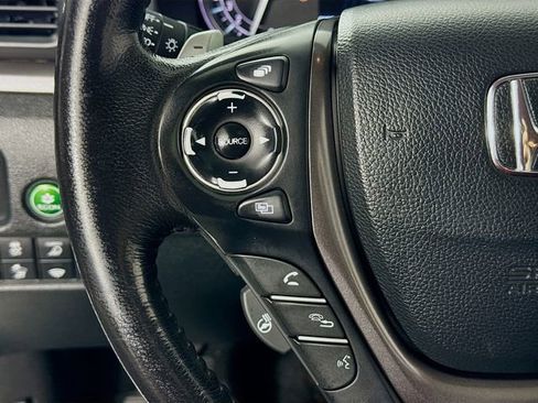 Certified 2023 Honda Ridgeline RTL image 32