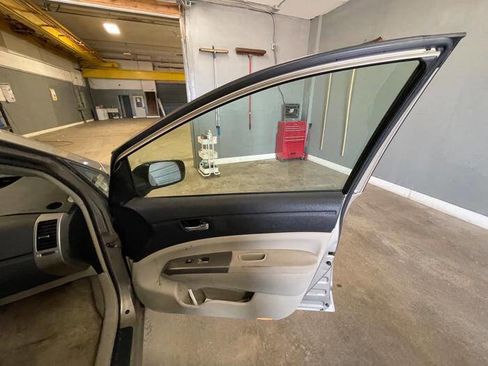 Used 2006 Toyota Prius FWD image 31