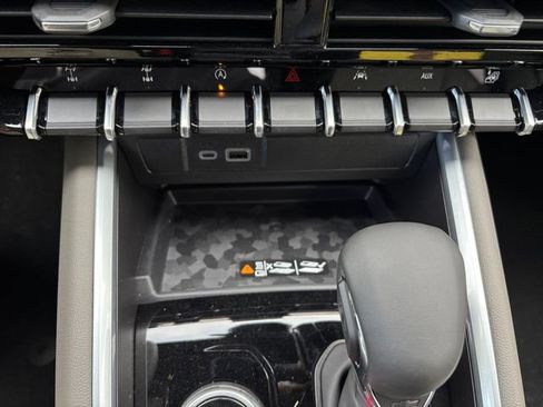 New 2026 Chevrolet Colorado ZR2 w/ Off-Road Front Bumper Package image 25