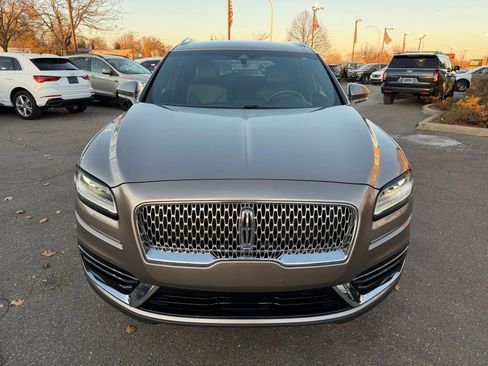 Used 2019 Lincoln Nautilus FWD image 8